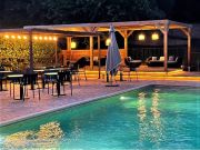 Notre hôtel restaurant Prea Gianca devient féérique à la tombée de la nuit ✨🌙🦉

Il vous reste encore quelques nuits d'été pour profiter ! 😉

Pour plus...