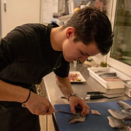 Notre restaurant L’Auguste est ouvert et vous accueille en soirée (sur réservation) avec sa nouvelle carte proposée par le jeune Chef, Julien Poggi....