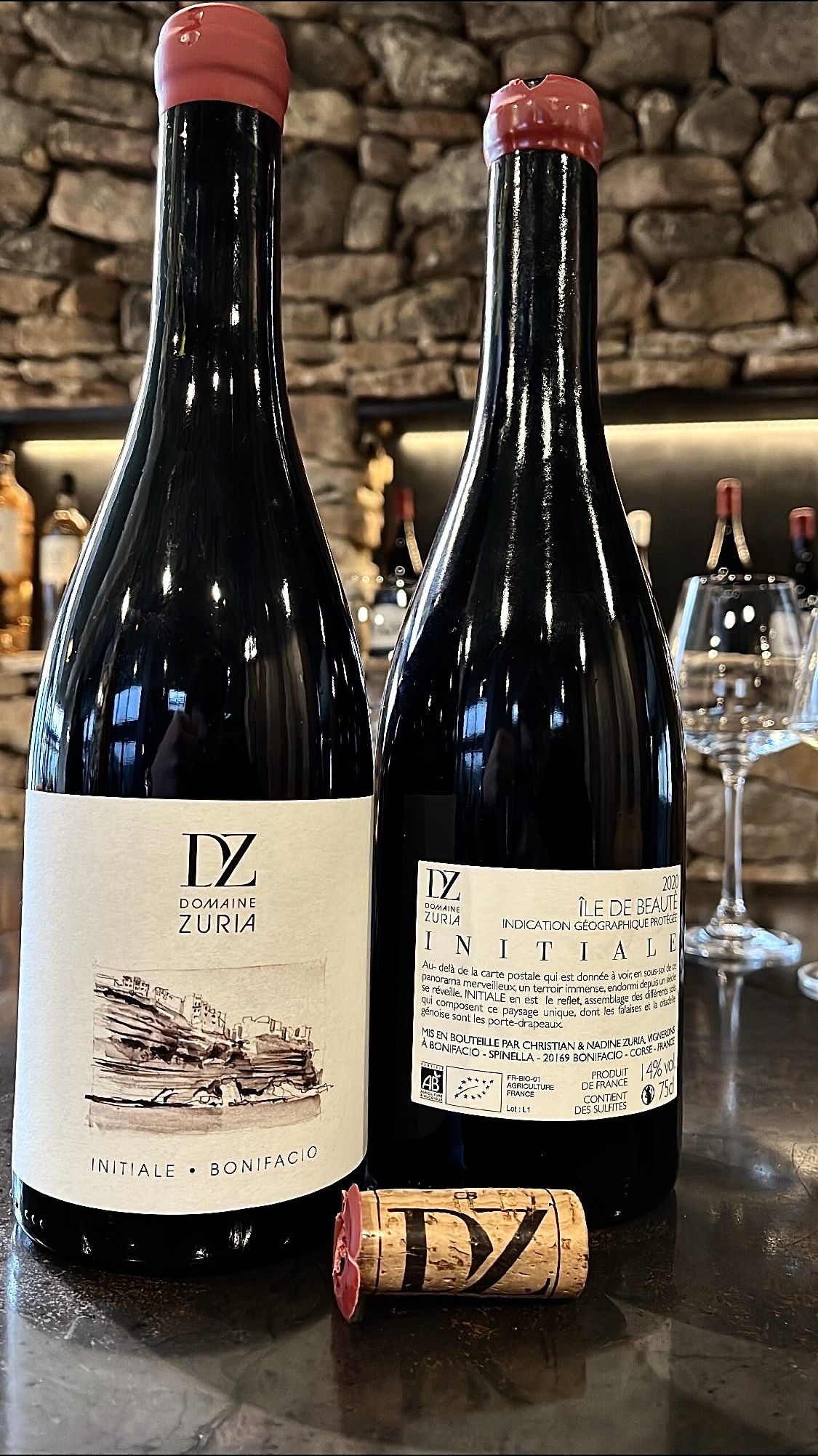Vins de Corse, par le Domaine Zuria à Bonifacio Vins de Corse, par le Domaine Zuria à Bonifacio